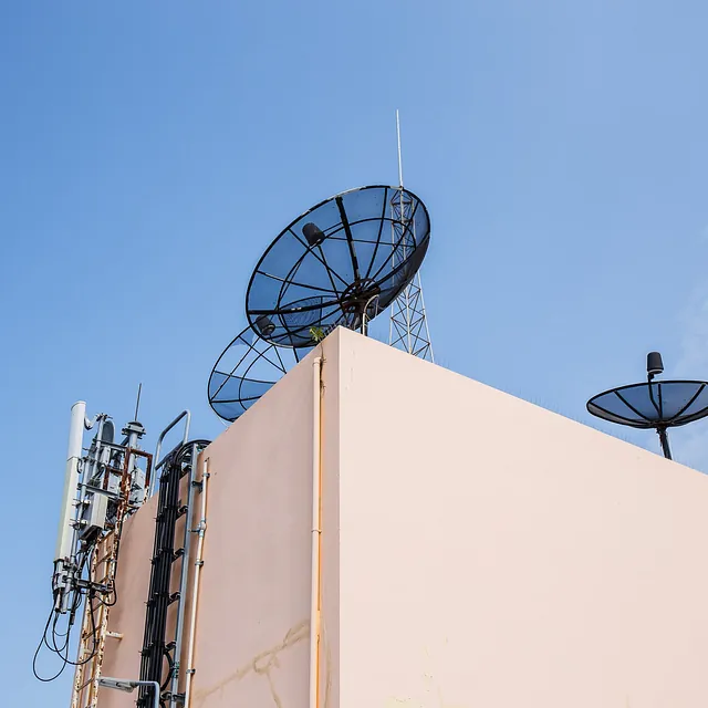 fibra óptica antenas